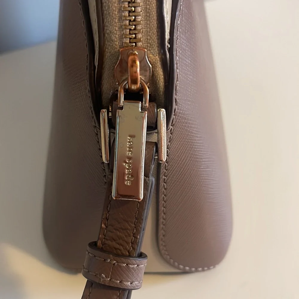 Kate Spade Crossbody - Picture 3 of 13
